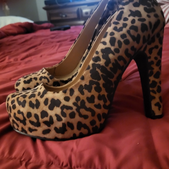 Leopard print chunky heels - Picture 2 of 7